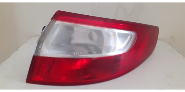 RENAULT FLUENCE STOP LAMBASI SAĞ (10/13) DUYSUZ
